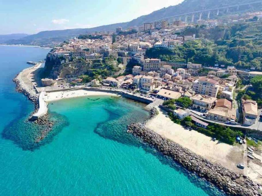 La Scaletta Sul Mare Di Pizzo Wifi E Disney+ 外观 照片